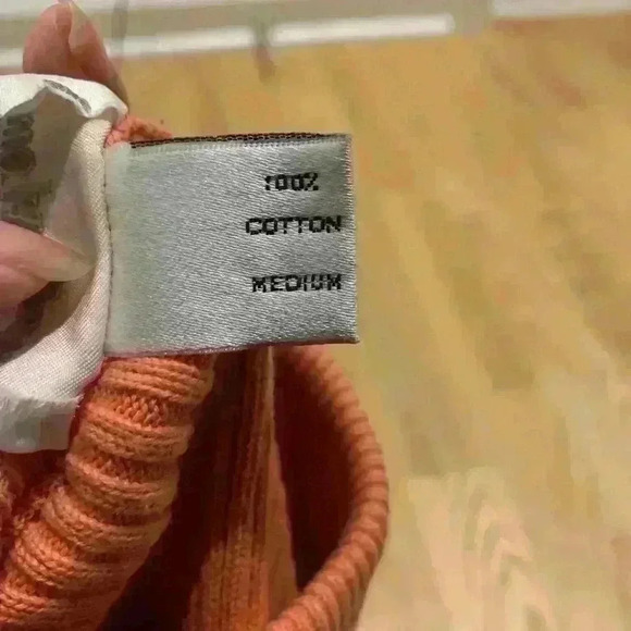 Ann Taylor Pink Bodycon Short Sleeve Tee Size Medium - Picture 3 of 11